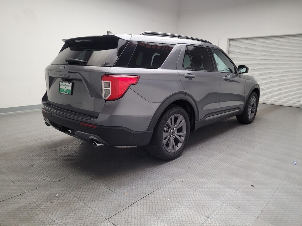 2022 Ford Explorer in Downey, CA 90241 - 18116104 9