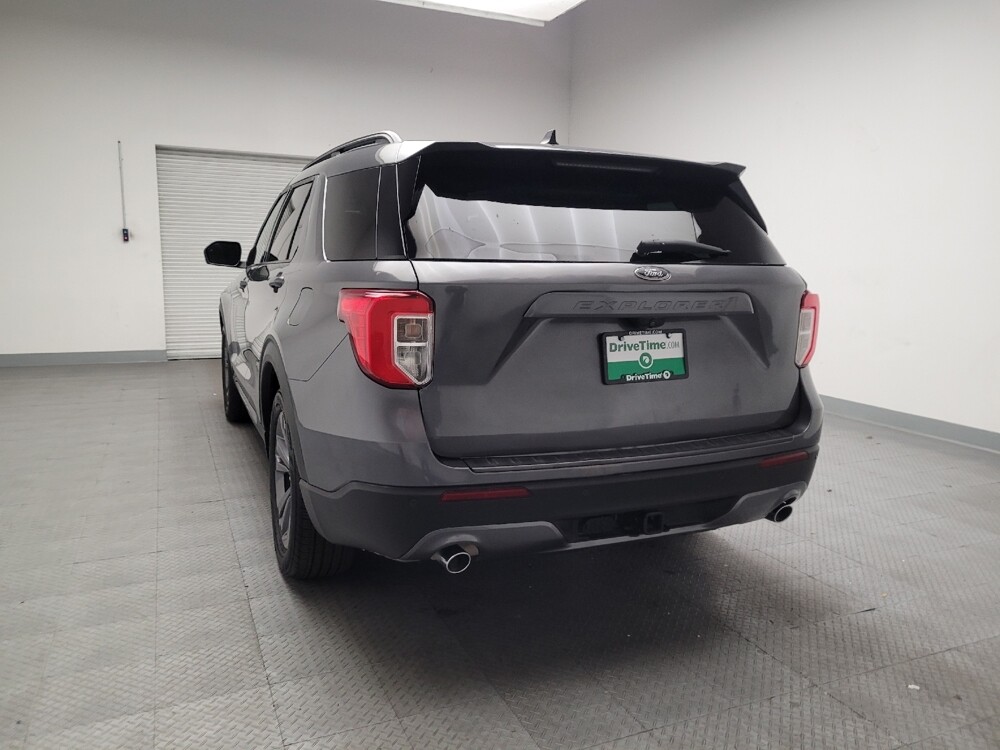 2022 Ford Explorer in Downey, CA 90241 - 18116104 6