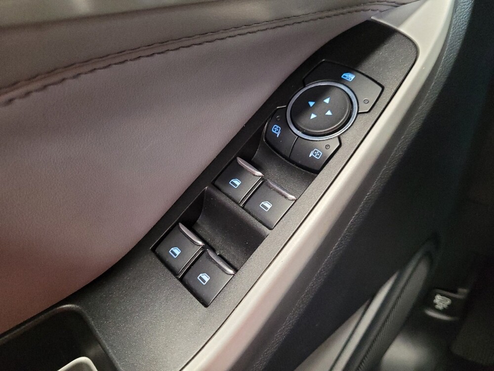 2022 Ford Explorer in Downey, CA 90241 - 18116104 27