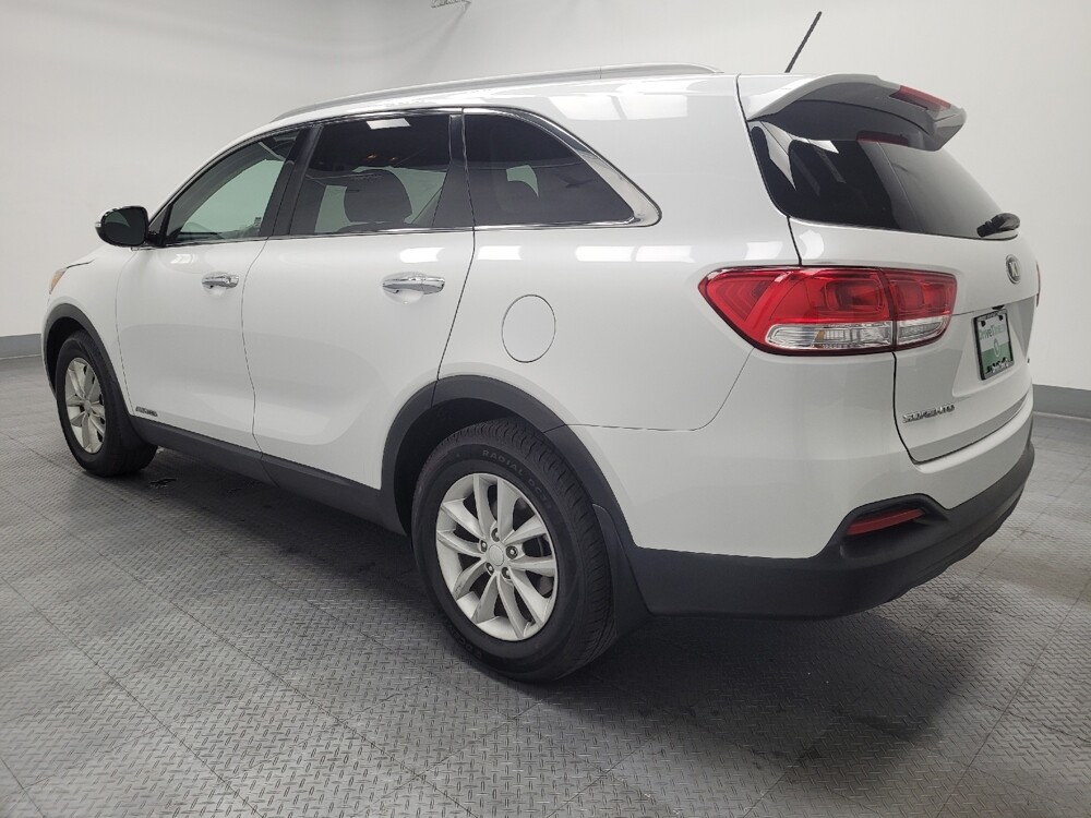 2018 Kia Sorento in Las Vegas, NV 89102 - 18116109 3