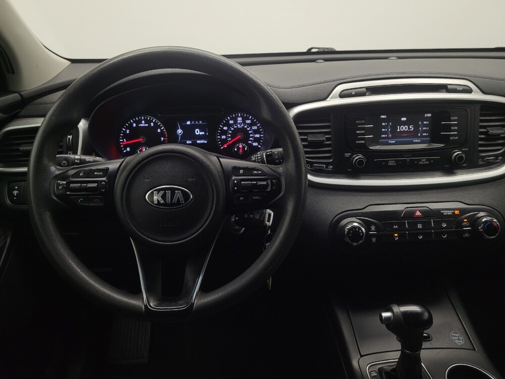 2018 Kia Sorento in Las Vegas, NV 89102 - 18116109 22
