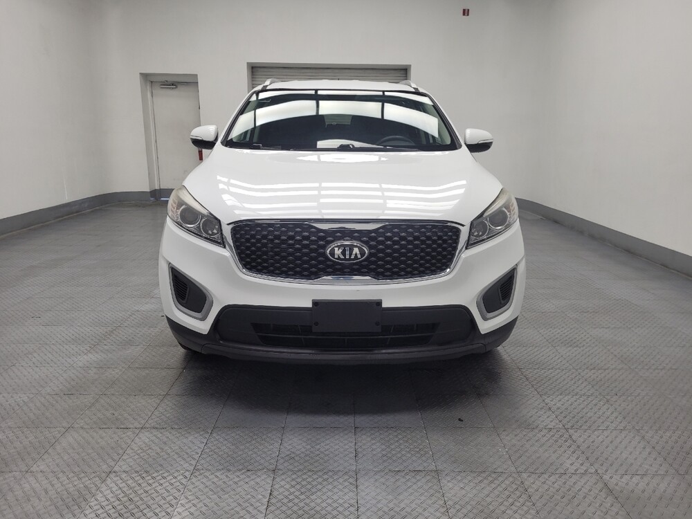 2018 Kia Sorento in Las Vegas, NV 89102 - 18116109 14