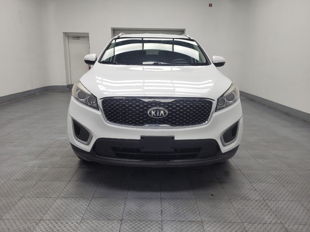 2018 Kia Sorento in Las Vegas, NV 89102 - 18116109 15