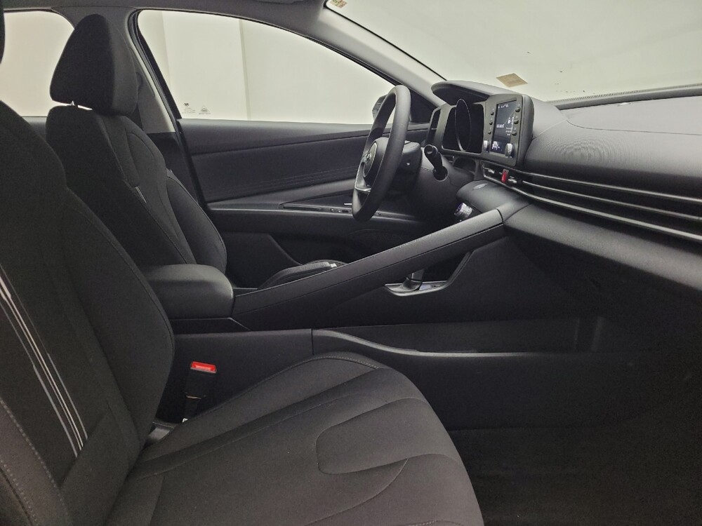 2023 Hyundai Elantra in Taylor, MI 48180 - 18116117 21