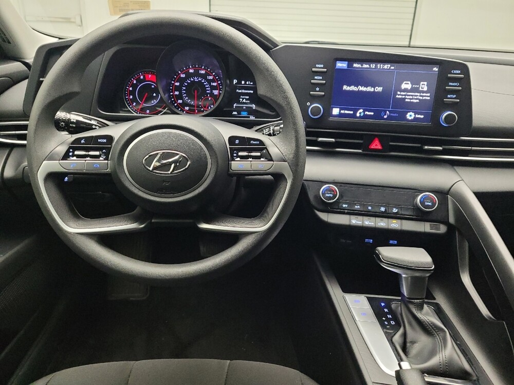 2023 Hyundai Elantra in Taylor, MI 48180 - 18116117 22