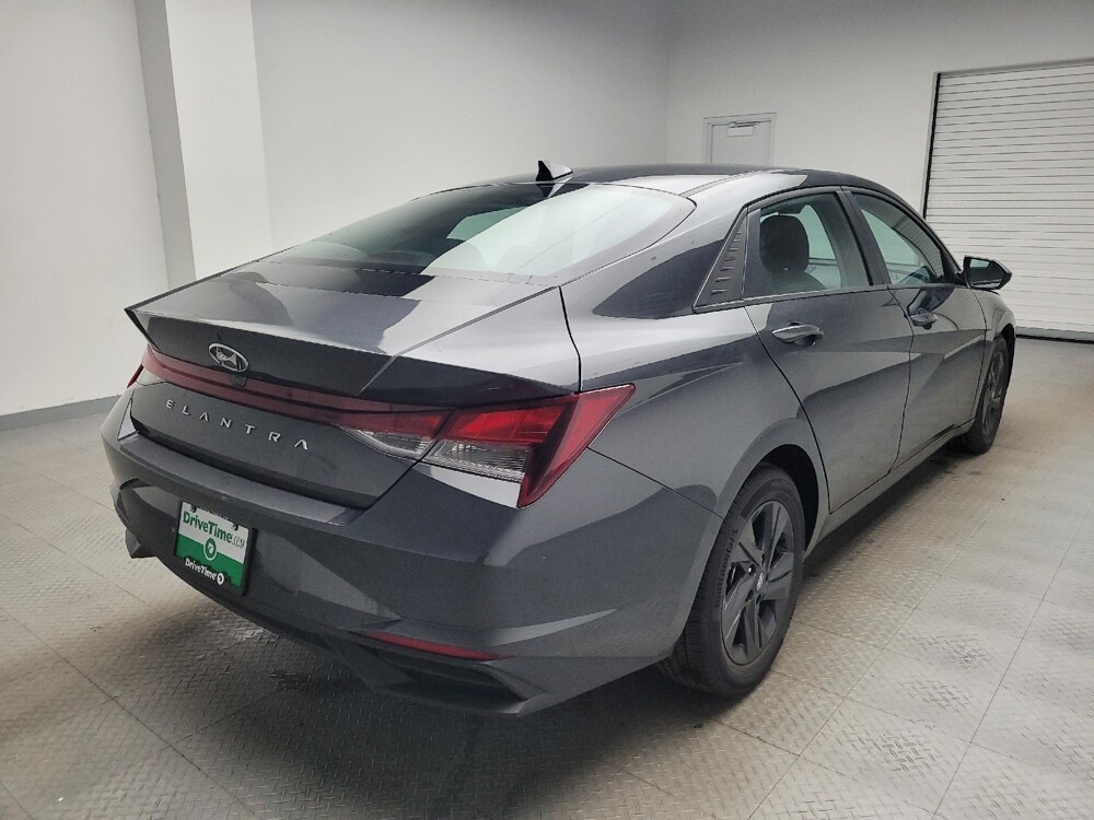 2023 Hyundai Elantra in Taylor, MI 48180 - 18116117 9