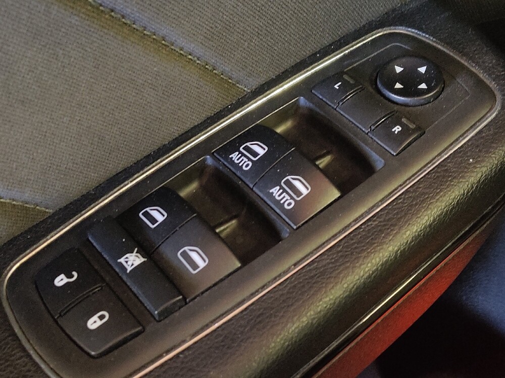 2018 Dodge Charger in Metairie, LA 70006 - 18116126 27