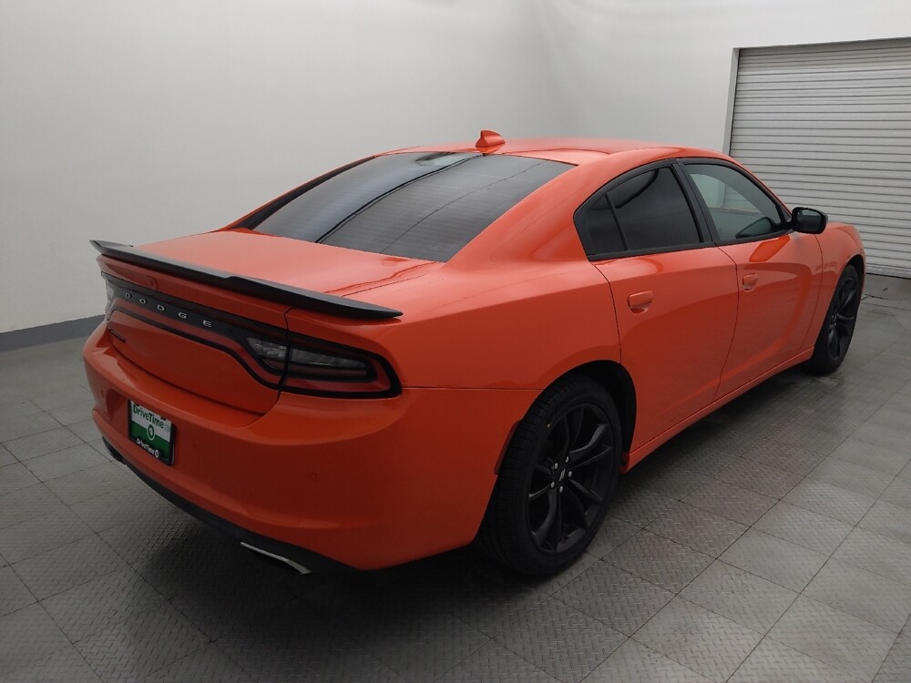 2018 Dodge Charger in Metairie, LA 70006 - 18116126 9