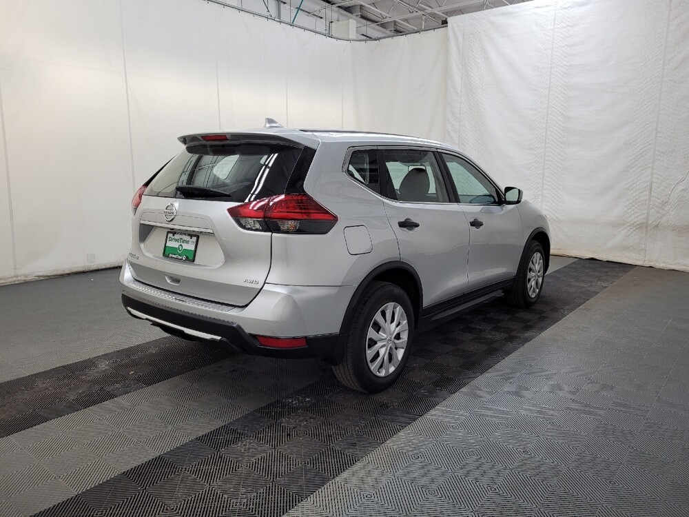 2017 Nissan Rogue in Pittsburgh, PA 15236 - 18116149 9