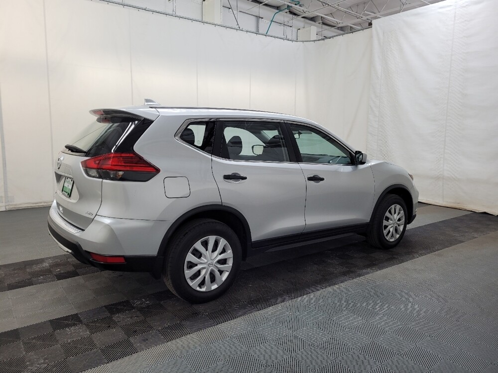 2017 Nissan Rogue in Pittsburgh, PA 15236 - 18116149 10