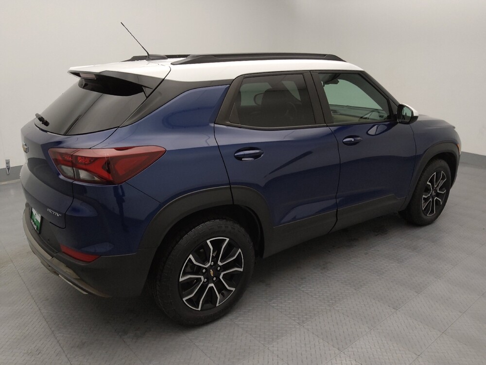 2022 Chevrolet TrailBlazer in St. Louis, MO 63136 - 18116161 10