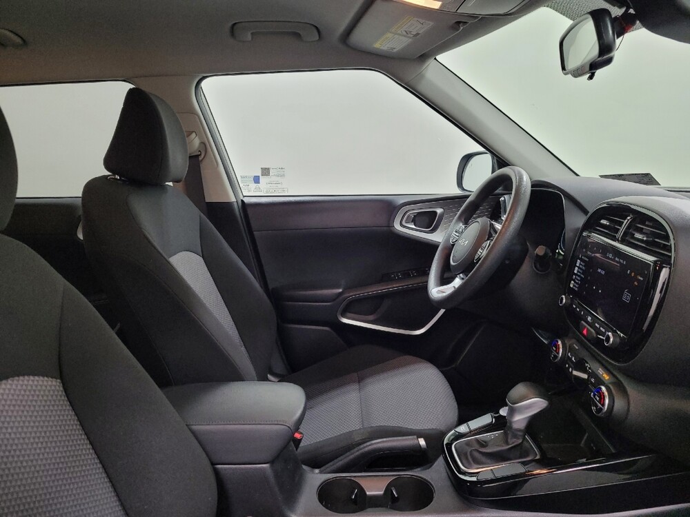 2025 Kia Soul in Allentown, PA 18103 - 18116174 21