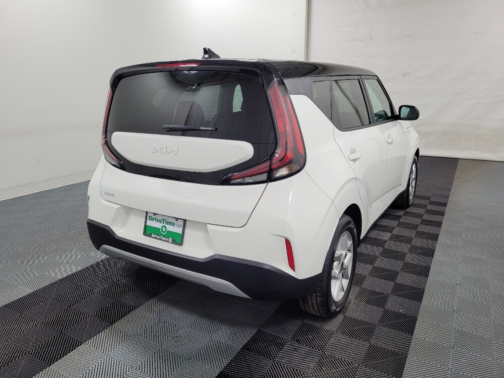 2025 Kia Soul in Allentown, PA 18103 - 18116174 9