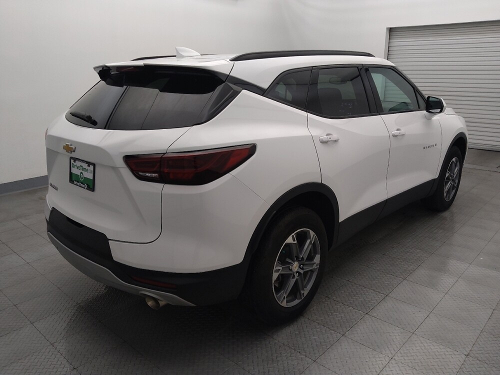 2024 Chevrolet Blazer in Houston, TX 77034 - 18116175 9