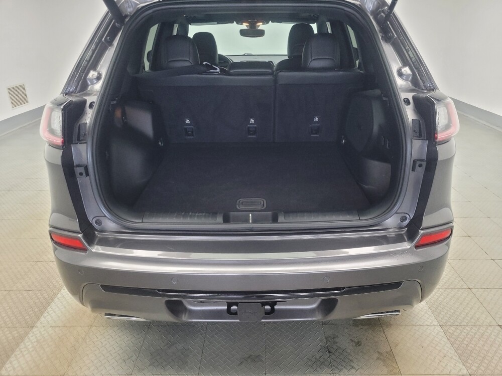 2019 Jeep Cherokee in Indianapolis, IN 46222 - 18116188 29