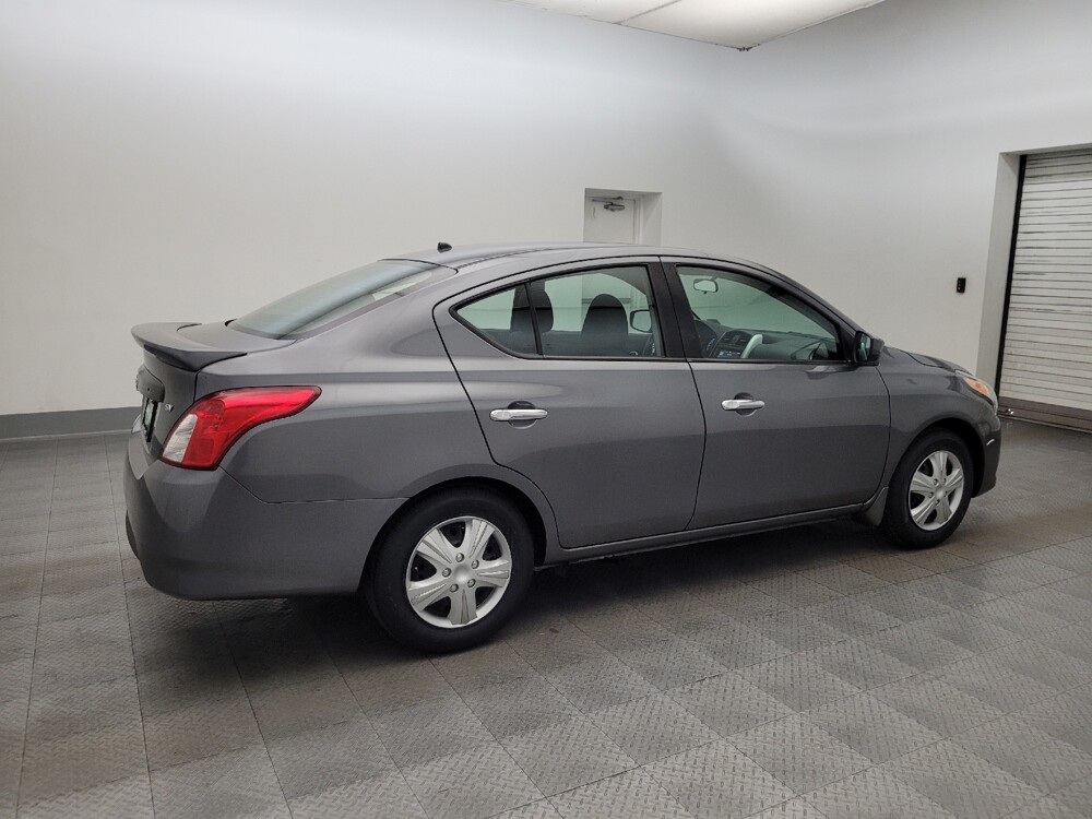 2019 Nissan Versa in Glendale, AZ 85301 - 18116197 10