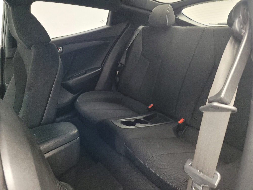 2017 Hyundai Veloster in Memphis, TN 38115 - 18116201 18