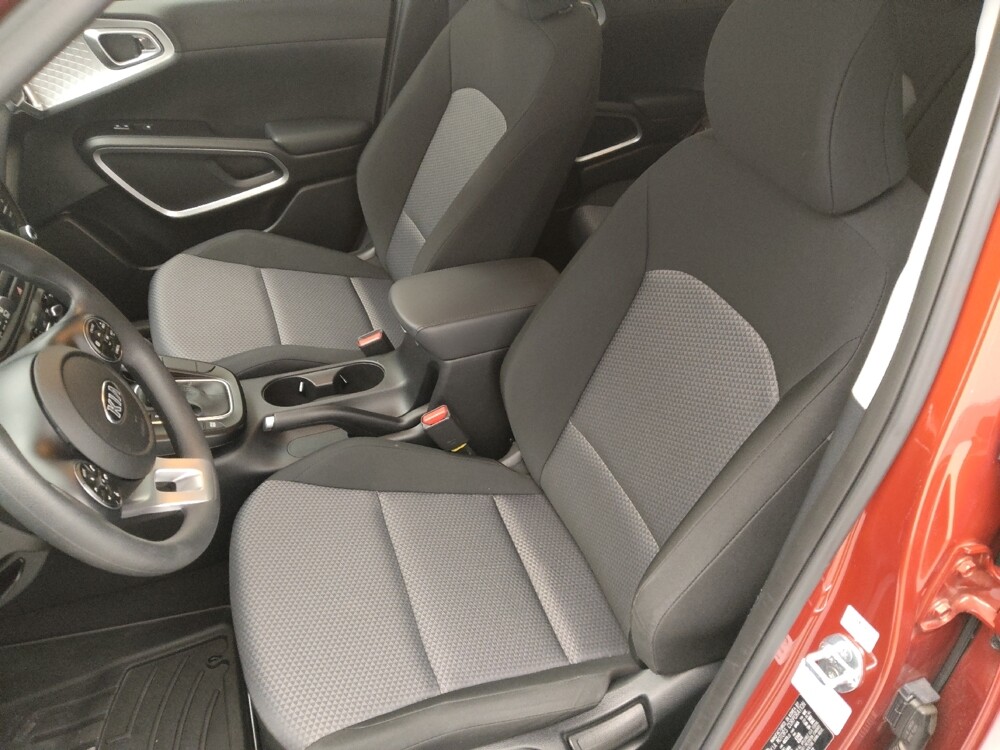 2021 Kia Soul in St. Louis, MO 63136 - 18116207 17