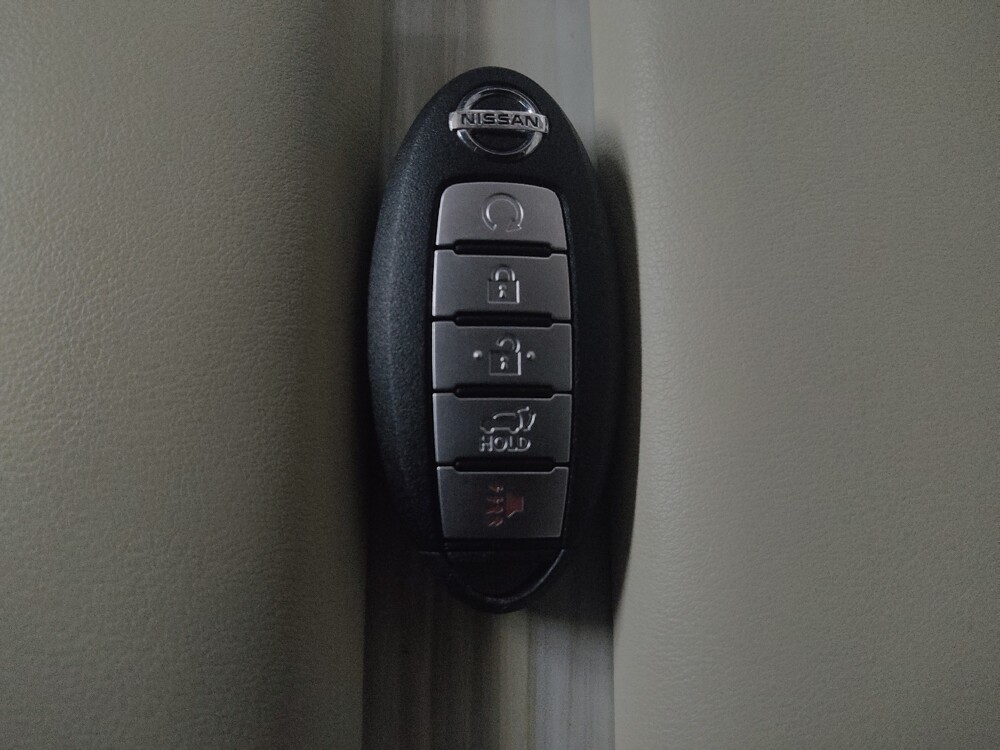 2018 Nissan Murano in Stone Mountain, GA 30083 - 18116228 32