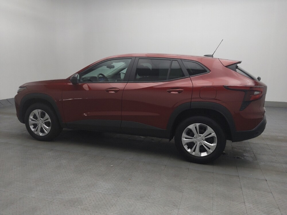 2025 Chevrolet Trax in Macon, GA 31210 - 18116229 3