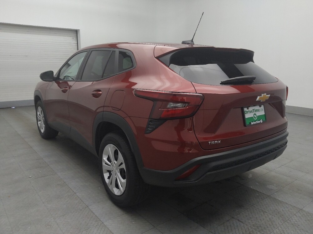 2025 Chevrolet Trax in Macon, GA 31210 - 18116229 5
