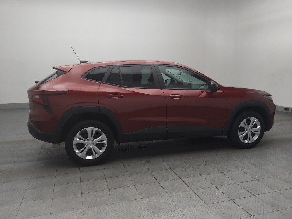 2025 Chevrolet Trax in Macon, GA 31210 - 18116229 10