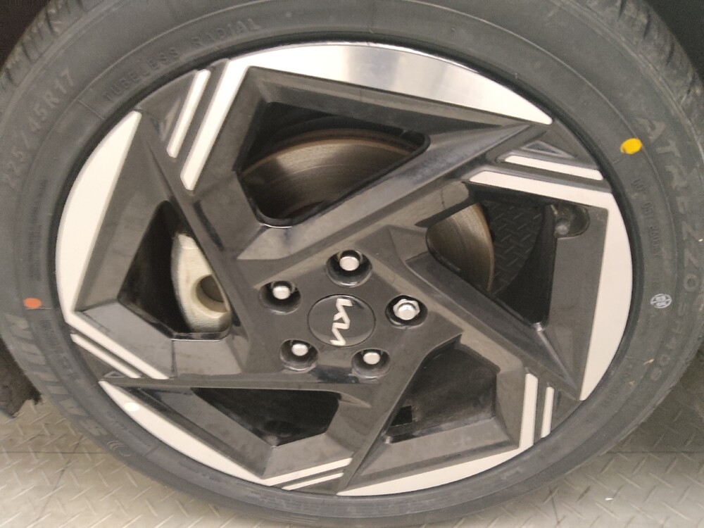 2025 Kia K4 in Stone Mountain, GA 30083 - 18116235 31