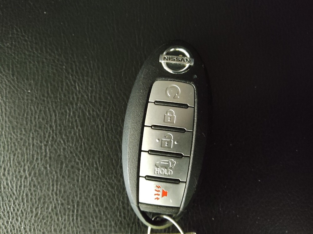 2019 Nissan Pathfinder in Birmingham, AL 35215 - 18116237 32