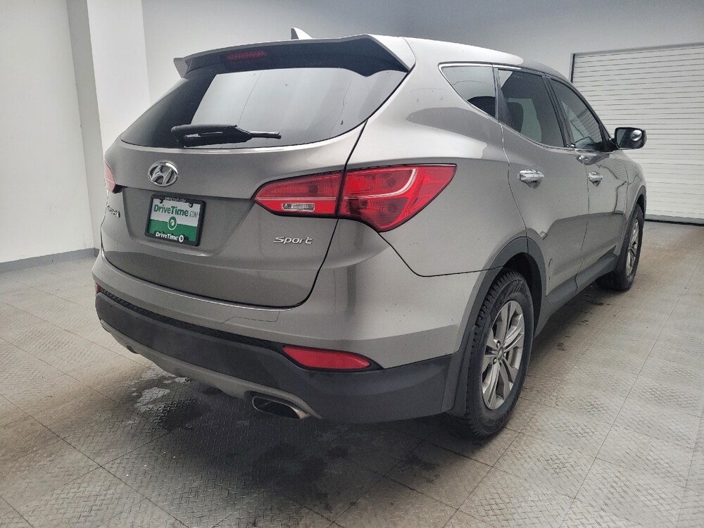 2016 Hyundai Santa Fe in Eastpointe, MI 48021 - 18116240 9