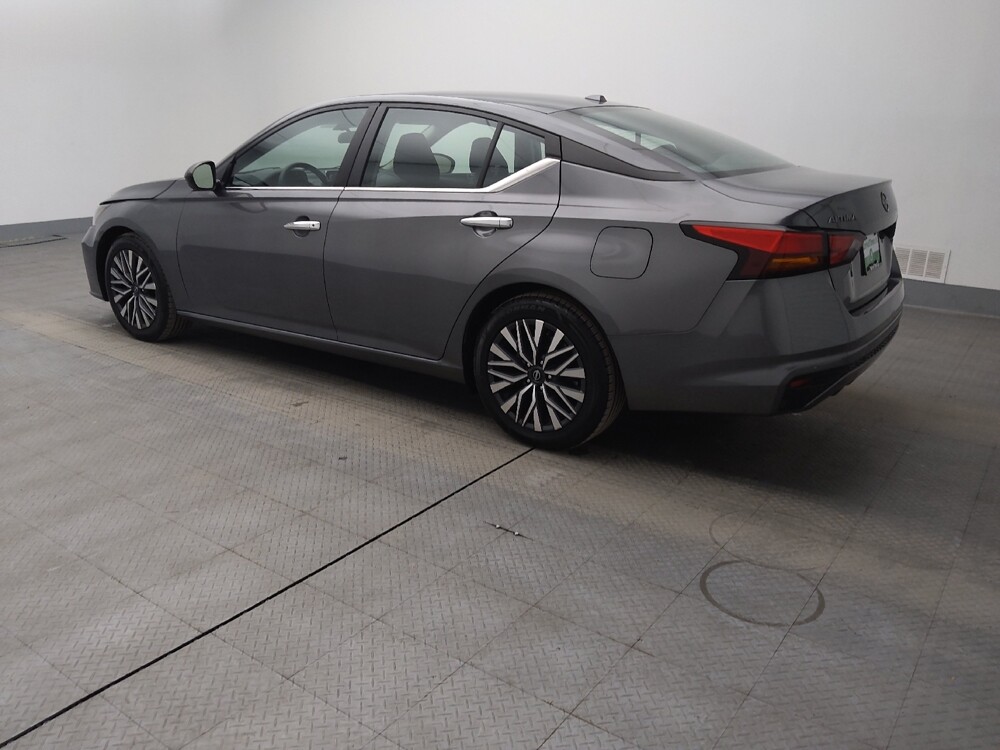 2024 Nissan Altima in St. Louis, MO 63125 - 18116246 3