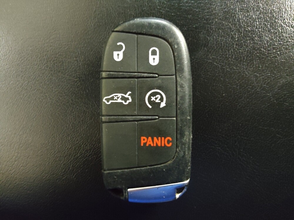 2016 Chrysler 200 in Fayetteville, NC 28304 - 18116252 32