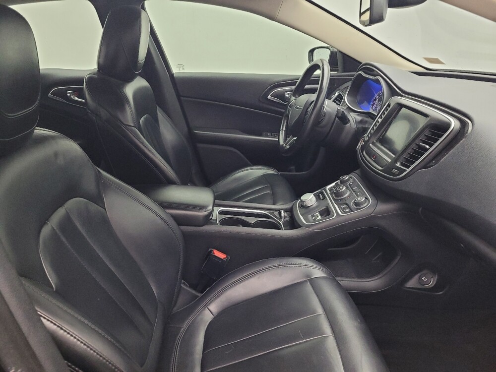 2016 Chrysler 200 in Fayetteville, NC 28304 - 18116252 21