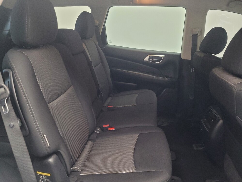 2020 Nissan Pathfinder in Highland, IN 46322 - 18116254 19