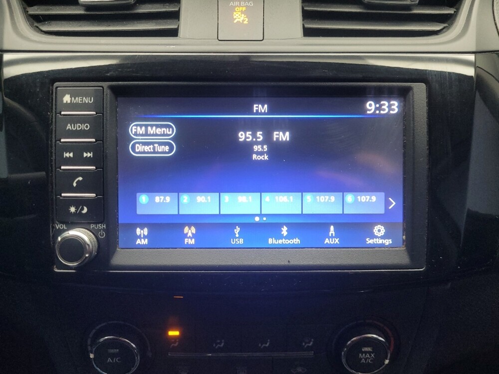 2019 Nissan Sentra in Highland, IN 46322 - 18116258 25