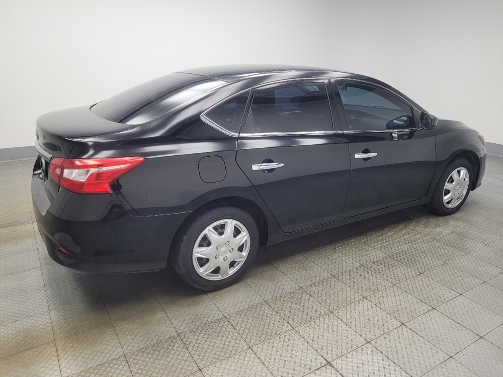 2019 Nissan Sentra in Highland, IN 46322 - 18116258 10