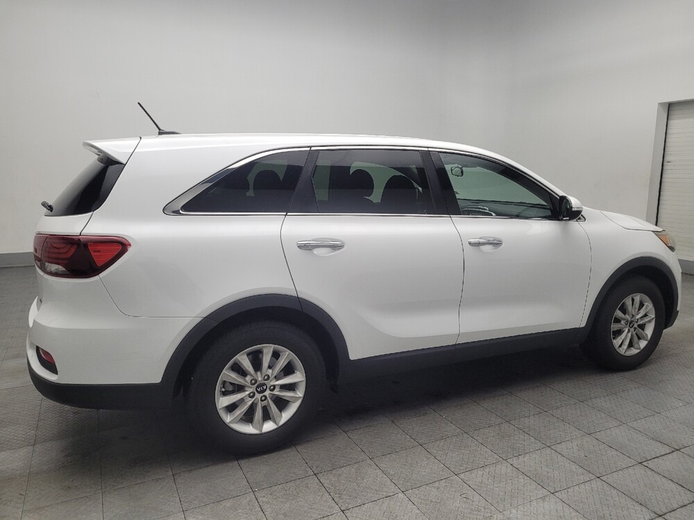 2019 Kia Sorento in Conyers, GA 30094 - 18116263 10