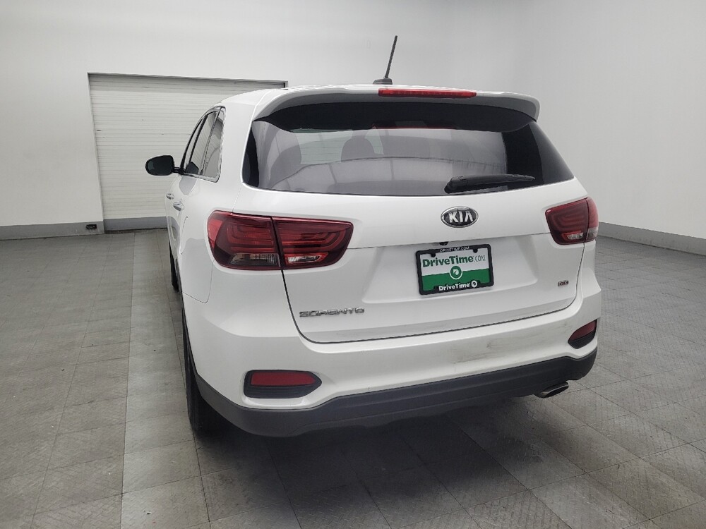 2019 Kia Sorento in Conyers, GA 30094 - 18116263 6