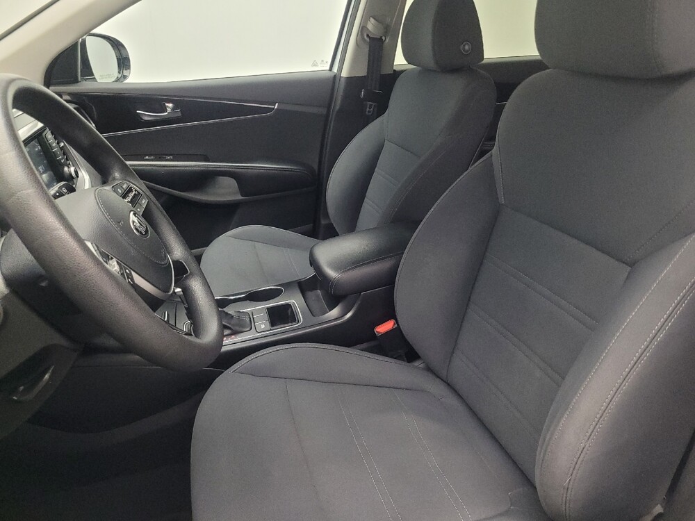 2019 Kia Sorento in Conyers, GA 30094 - 18116263 17
