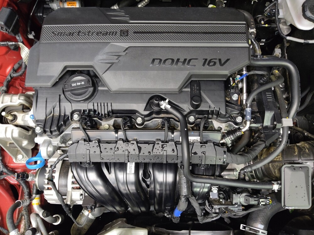 2025 Hyundai Elantra in Greensboro, NC 27407 - 18116269 30