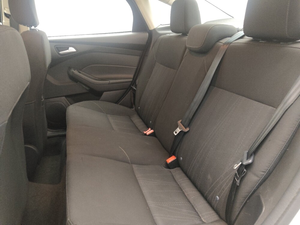 2018 Ford Focus in Ocala, FL 34471 - 18116274 18