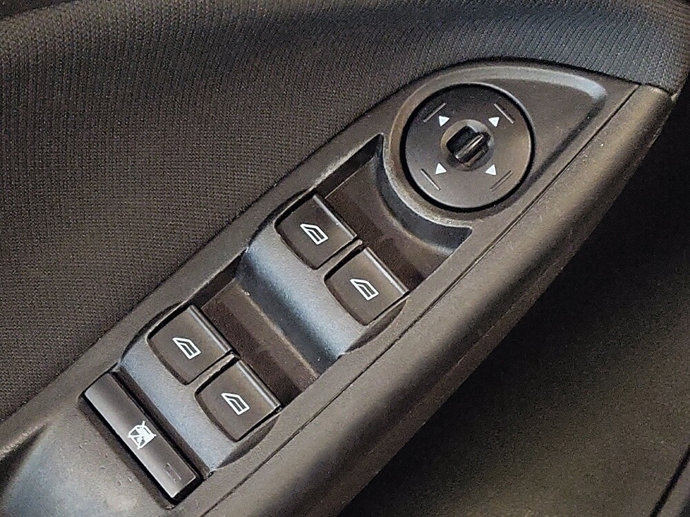 2018 Ford Focus in Ocala, FL 34471 - 18116274 27