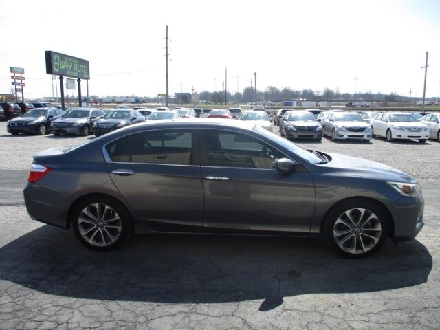 2013 Honda Accord in Oak Grove, MO 64075 - 18116282 4