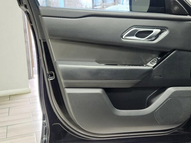 2021 Land Rover Range Rover Velar in Cinnaminson, NJ 08077 - 18116288 10