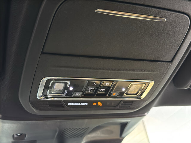 2022 Lincoln Corsair in Burlington, WI 53105 - 18116321 36