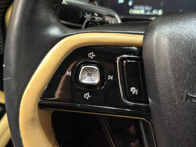 2022 Lincoln Corsair in Burlington, WI 53105 - 18116321 23