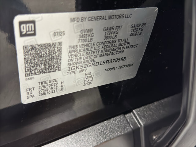 2025 GMC Yukon XL in Burlington, WI 53105 - 18116322 42