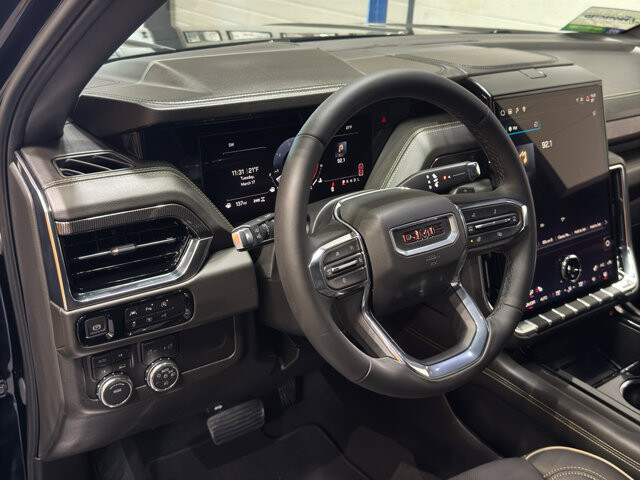 2025 GMC Yukon XL in Burlington, WI 53105 - 18116322 18