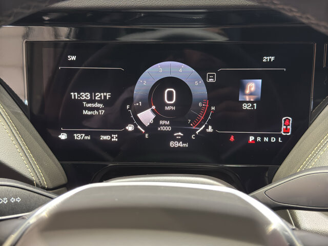 2025 GMC Yukon XL in Burlington, WI 53105 - 18116322 29