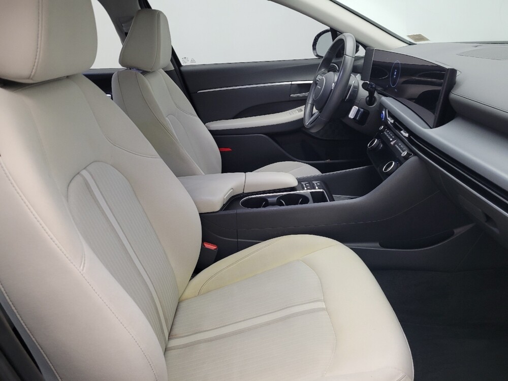2024 Hyundai Sonata in Orlando, FL 32808 - 18116341 21