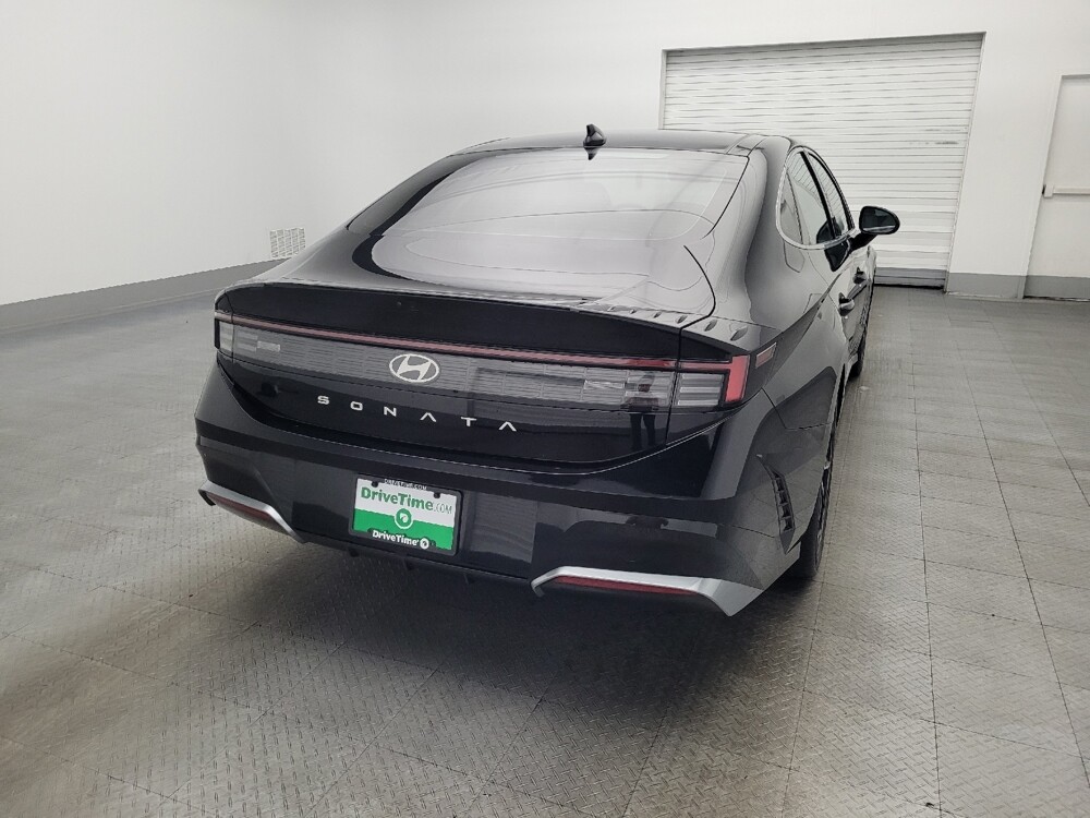2024 Hyundai Sonata in Orlando, FL 32808 - 18116341 7